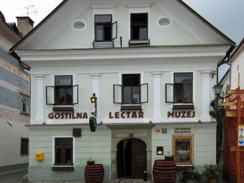 Gostilna (and Museum) Lectar