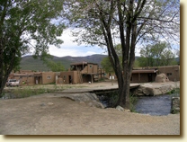 Taos pueblo -- click to enlarge